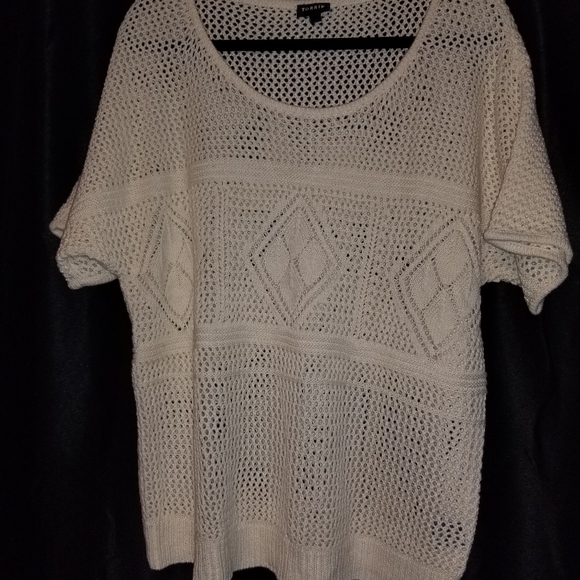 NWT Torrid ivory crochet ss dolman sweater